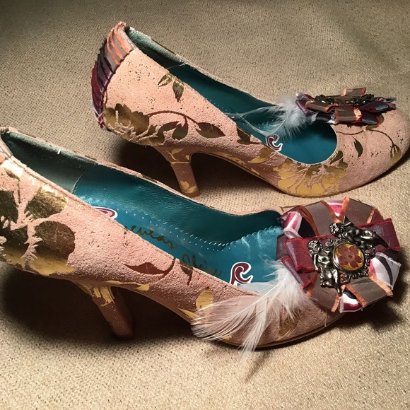 irregular choice size 7